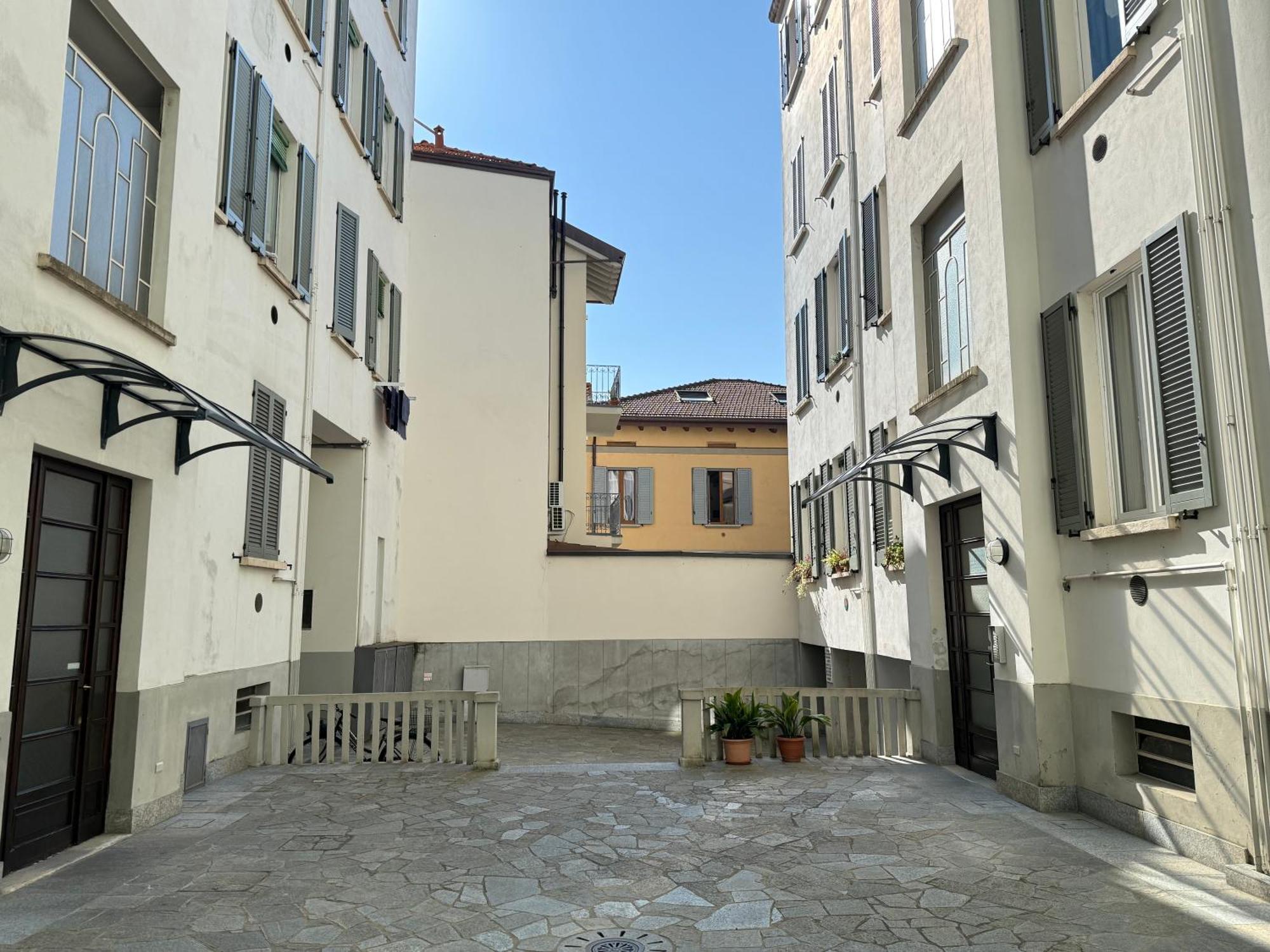 Comoluxhouse- Intero Appartamento Екстер'єр фото